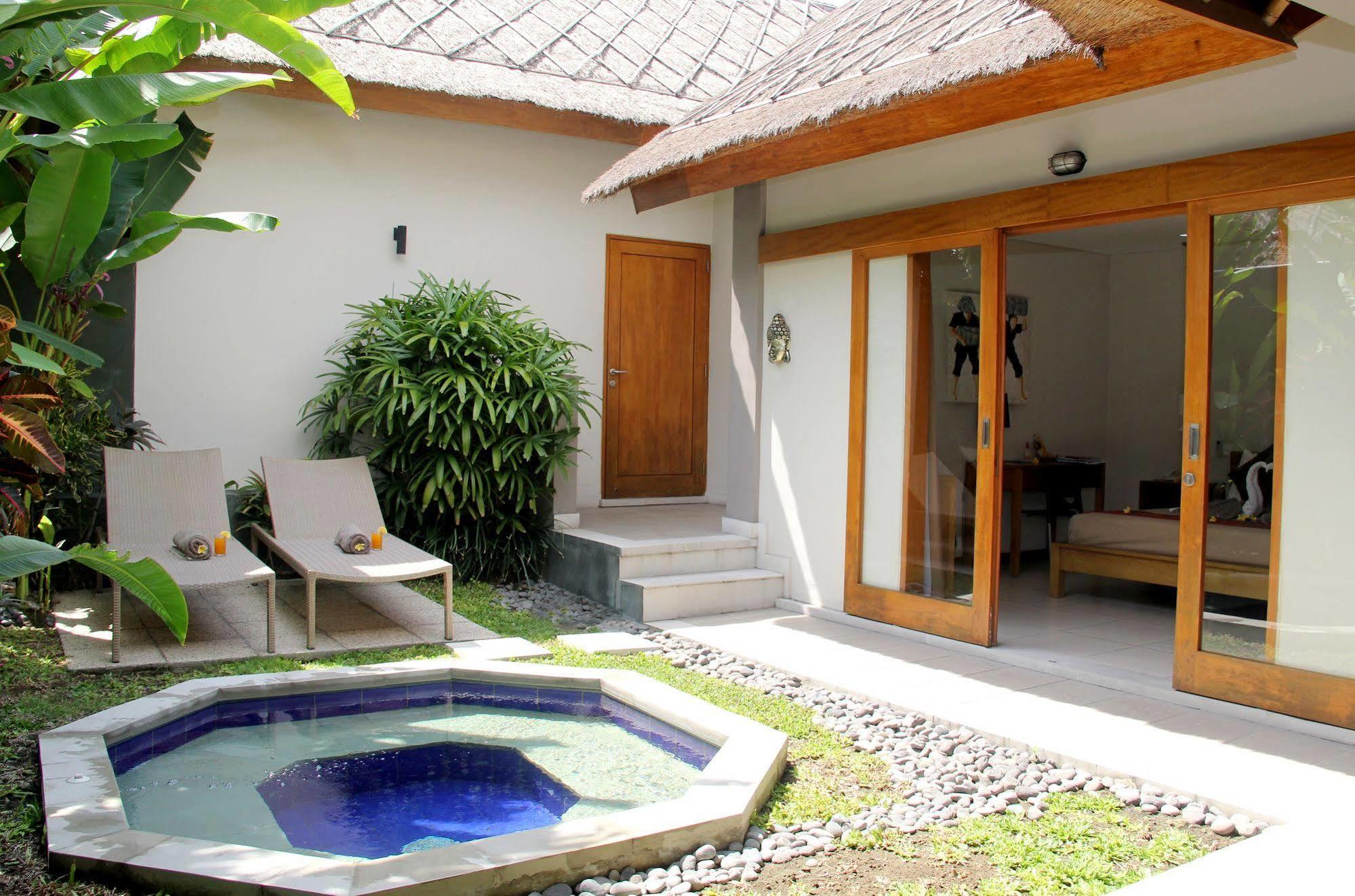 Balinea Holiday Home Seminyak Exterior foto